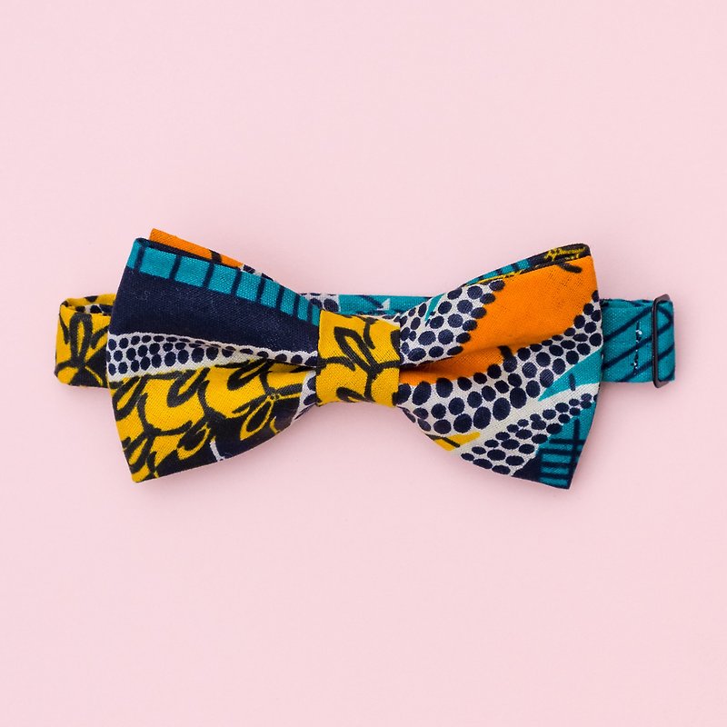 African Wax Print Bow Tie - เนคไท/ที่หนีบเนคไท - ผ้าฝ้าย/ผ้าลินิน สีน้ำเงิน