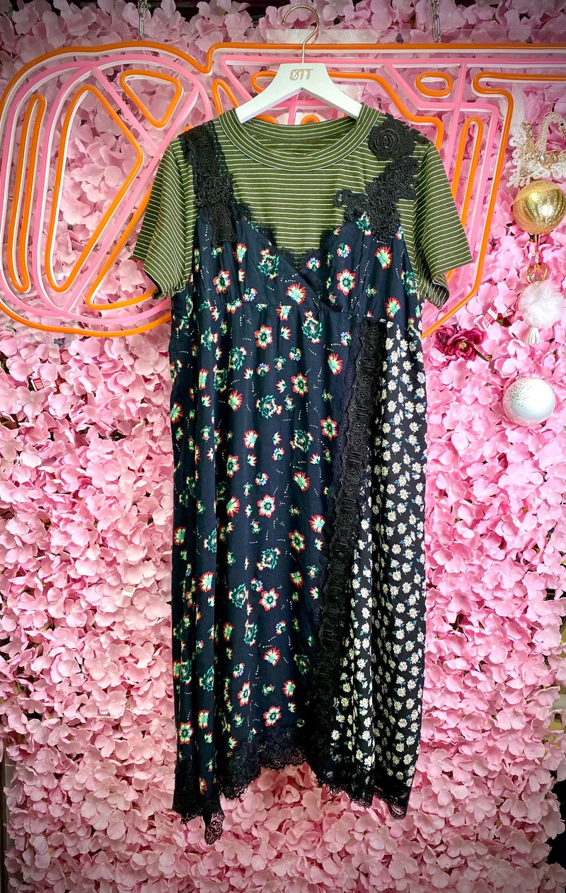 OTT Unique•Unique Japanese Army Green Striped Floral Fake Two-piece Dress Flower Dress - ชุดเดรส - ผ้าฝ้าย/ผ้าลินิน หลากหลายสี