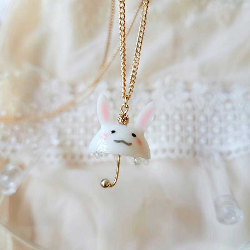 14K Gold 4 Necklace Pendant Chest Chain Umbrella Shaped Umbrella Umbrella Rabbit Cat Hamster Silver Fox - Necklaces - Resin White