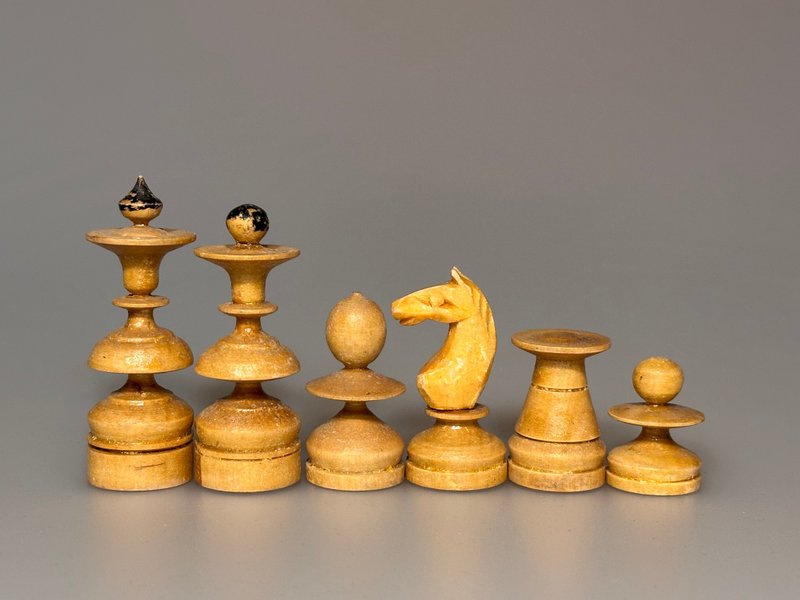 Rarest Russian Soviet Constructivist chess set, small - 桌遊/卡牌 - 木頭 黑色