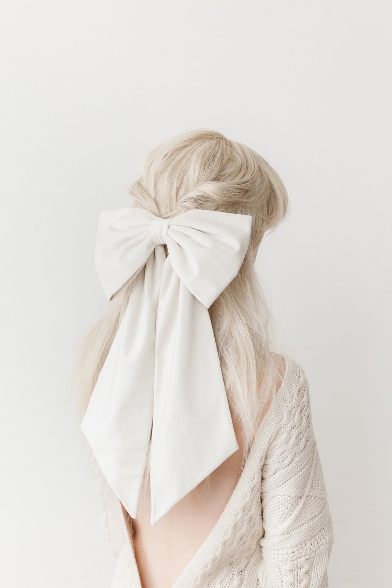 Giant bows bridal, Big velvet bow barrette for women, Wedding hair bow XXL - 髮夾/髮圈 - 其他材質 白色