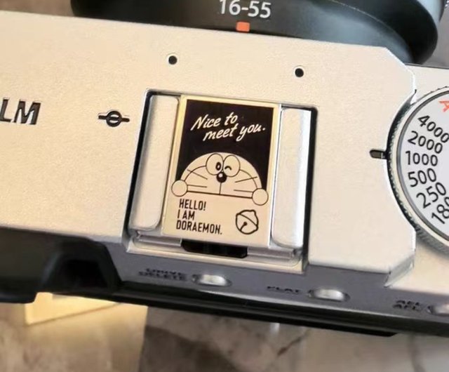 ドラえもん 富士/ライカ/ニコン/キヤノンカメラユニバーサル真鍮ホット