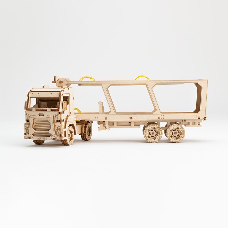 偷偷為男友準備的手工禮物WOODEN CITY Car Carrier Truck - 木工/竹藝/紙雕 - 木頭 卡其色