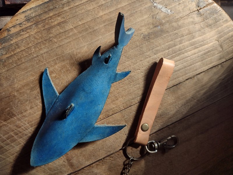 可愛的大白鯊 純牛皮鑰匙圈- 可刻字 - 鑰匙圈/鎖匙扣 - 真皮 藍色