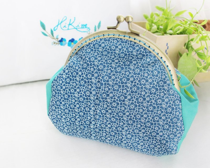 [Sakura meets stitching] Large mouth gold bag / coin purse bronze round mouth gold bag - Toiletry Bags & Pouches - Cotton & Hemp Blue