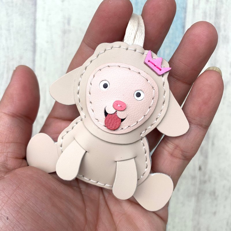 癒しの小物ベージュかわいい羊手縫いチャーム小サイズ - チャーム - 革 カーキ