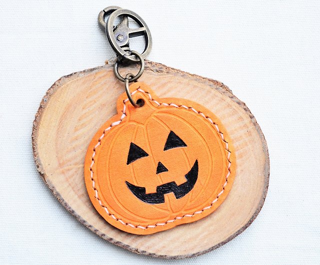 funny pumpkin ornament Halloween leather purse charm Accessoires Sleutelhangers & Keycords Ritshangers Leather bag charm brown pumpkin 