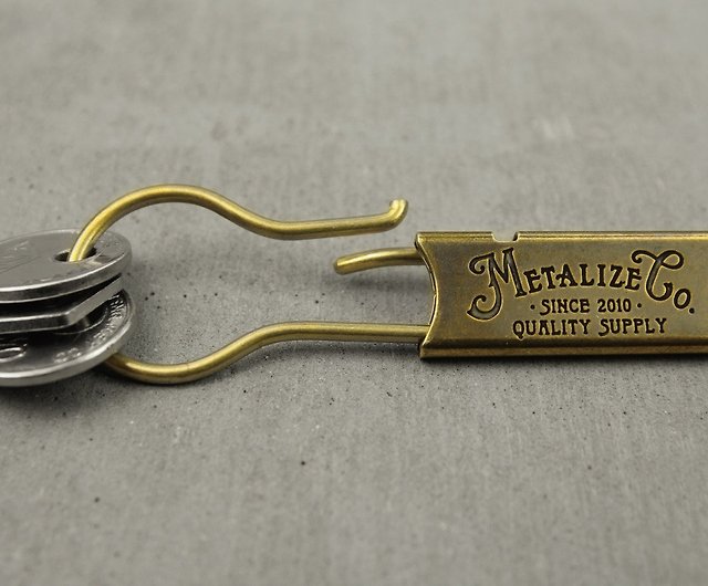 St Louis Missouri old vintage metal keychain