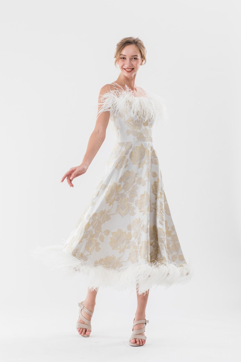 Zoe ostrich feather dress  for women Cocktail party dress - 洋裝/連身裙 - 聚酯纖維 白色