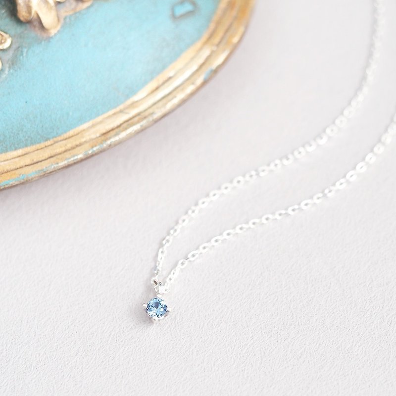 Solitary aquamarine necklace Silver 925 - สร้อยคอ - โลหะ สีน้ำเงิน