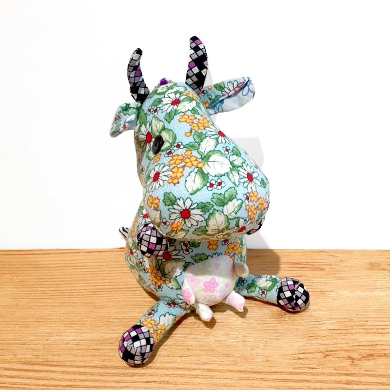 【Mr. Floral Cloth】 Cute Cow (Small) - Stuffed Dolls & Figurines - Cotton & Hemp Multicolor