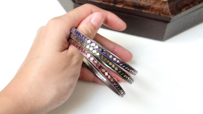 法國復古三色菱形手鐲 - 手鍊/手環 - 其他金屬 多色