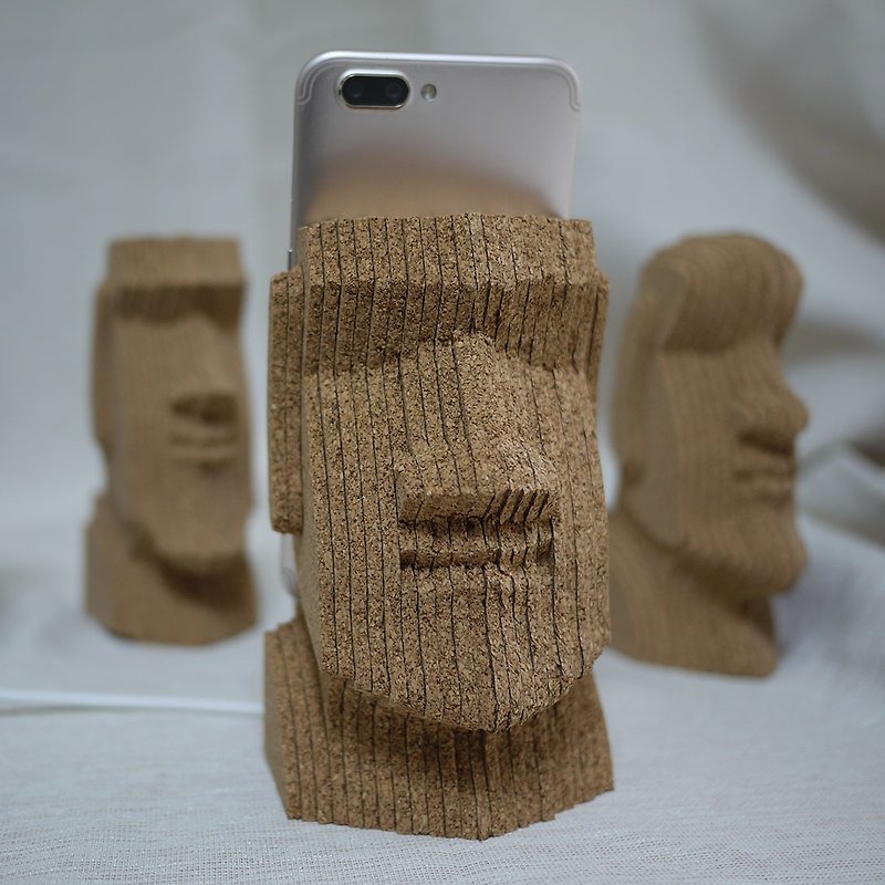 勵志 摩艾 Moai 巨石像 手機架 軟木堆疊 手作工藝品 療瘉小物 - 擺飾/家飾品 - 木頭 咖啡色