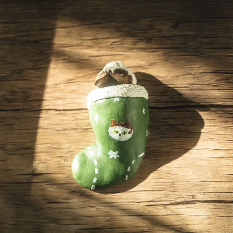 Christmas gift cat Christmas stocking pet clay customized hand-painted Q version - ตุ๊กตา - ดินเหนียว สีเขียว