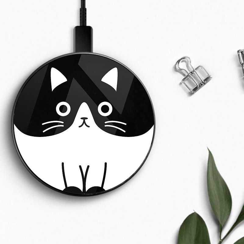 15W 可愛小貓黑白圓形快速無線充電器兼容Qi手機耳機 - 無線充電盤/板/座 - 鋁合金 黑色