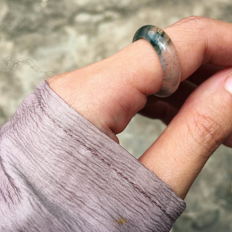 【Lost and find】Natural stone bead sand powder water grass agate ring 18.5 - แหวนทั่วไป - เครื่องเพชรพลอย สีเขียว