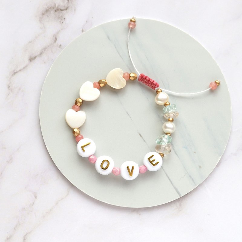 LOVE pink beaded bracelet + Real Freshwater Pearls & Seashells - 手鍊/手環 - 珍珠 藍色