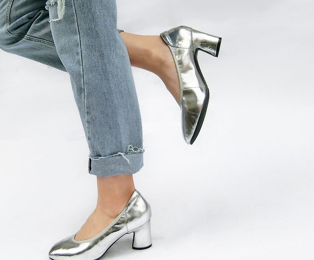 メタルライトレザーヒールの靴||太郎女性のネオンシルバーの私用
