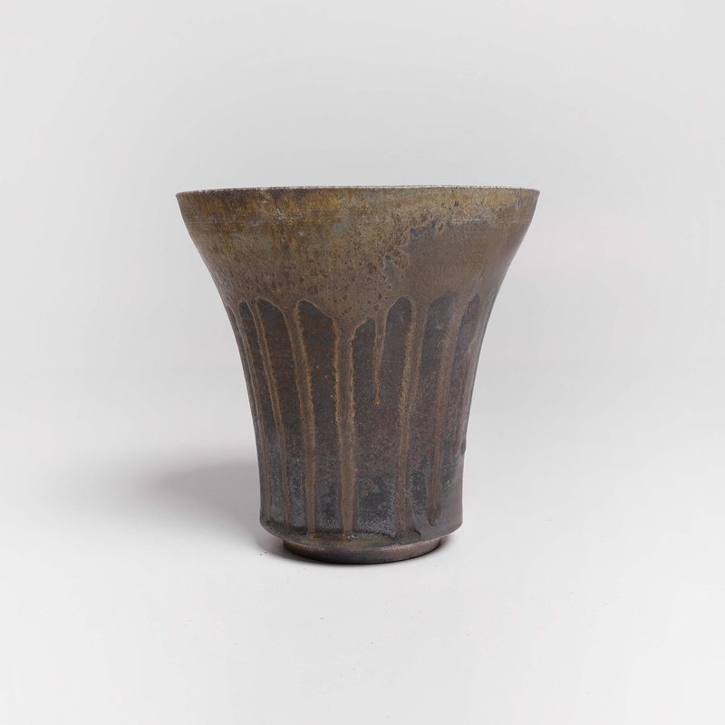 明芽窯 l 柴燒落灰流釉花器 花瓶 陶藝品 H5 - 花瓶/花器 - 陶 咖啡色