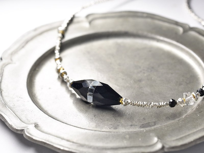 モノトーンオールドスワロとハーキマーダイヤモンド、ブラックトルマリン、カレンシルバーのネックレス - 項鍊 - 其他金屬 
