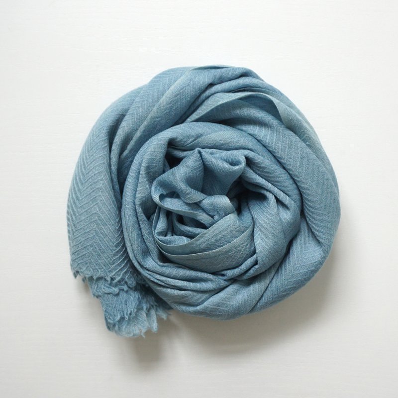 S.A x Sèvres Blue, Natural dyed Handmade Wool Scarf - ผ้าพันคอถัก - ขนแกะ สีน้ำเงิน