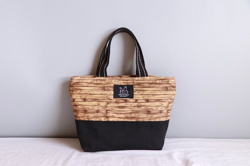 Wood grain printed lightweight handbag tote - กระเป๋าถือ - ผ้าฝ้าย/ผ้าลินิน สีนำ้ตาล