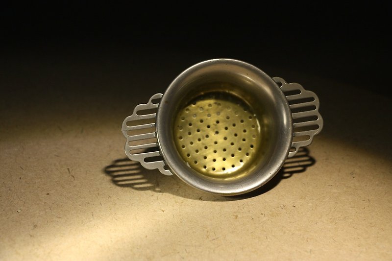 購自荷蘭 20 世紀中期老件 銅胎鍍銀 古董倒茶濾茶器 - 茶壺/茶杯/茶具 - 銅/黃銅 銀色