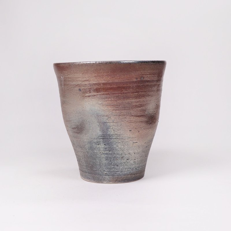 明芽窯 l 柴燒紫金火痕手握感湯吞 - 茶壺/茶杯/茶具 - 陶 多色