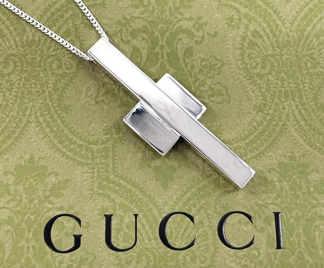 日本直送中古美品】グッチGUCCI ネックレスクロス十字架シルバー925