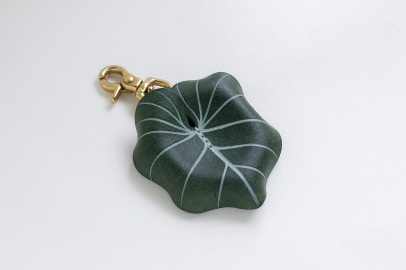 Philodendron Gloriosum 錦緞蔓綠絨 皮革黃銅掛飾 - 鑰匙圈/鑰匙包 - 真皮 綠色