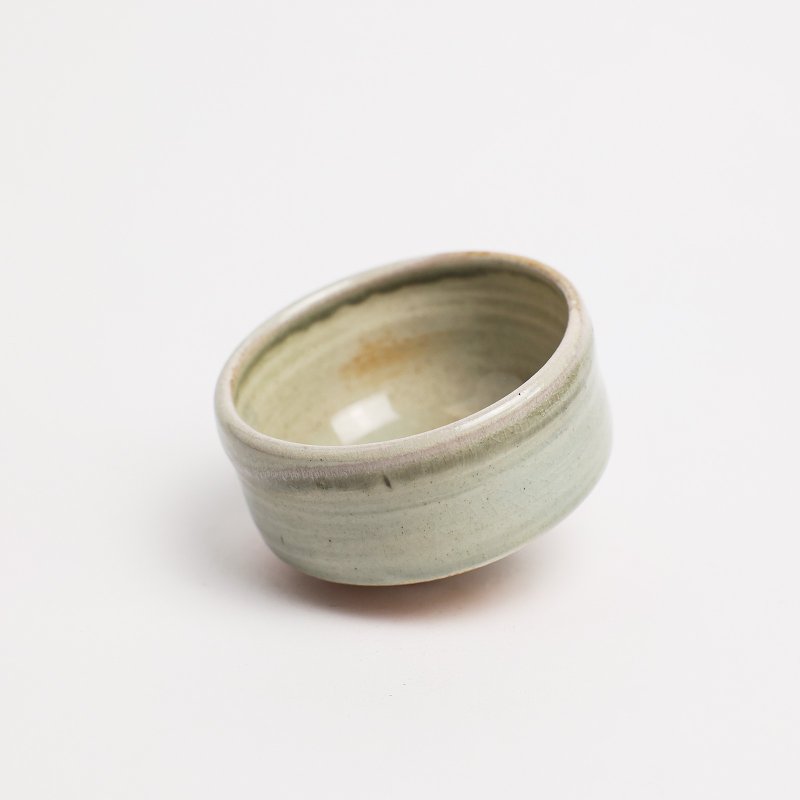 Mingya kiln l wood-fired celadon fallen ash tea bowl ash pottery pottery tea set collection T - ถ้วย - ดินเผา สีเทา