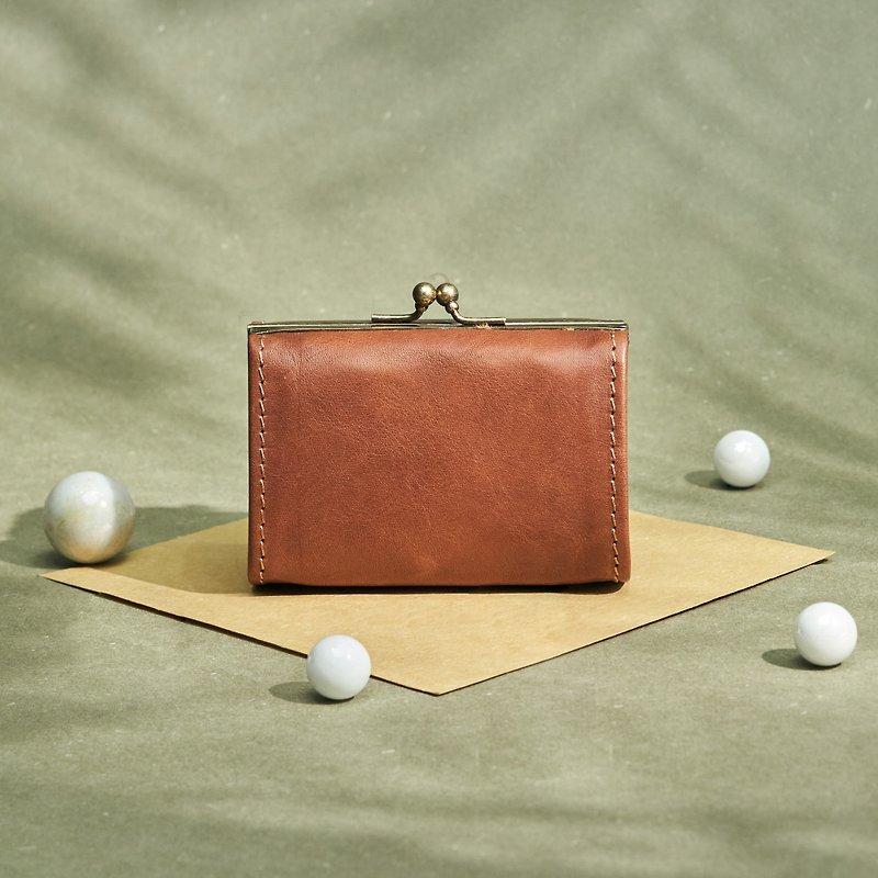 Clasp Carrying Case in Handmade Genuine Leather - Oolong - Coin Purses - Genuine Leather Brown