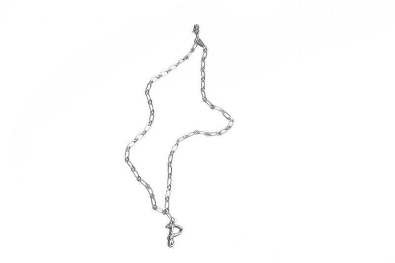 Knot Alphabet NecklaceSilver 99.99 / P / - 項鍊 - 純銀 銀色