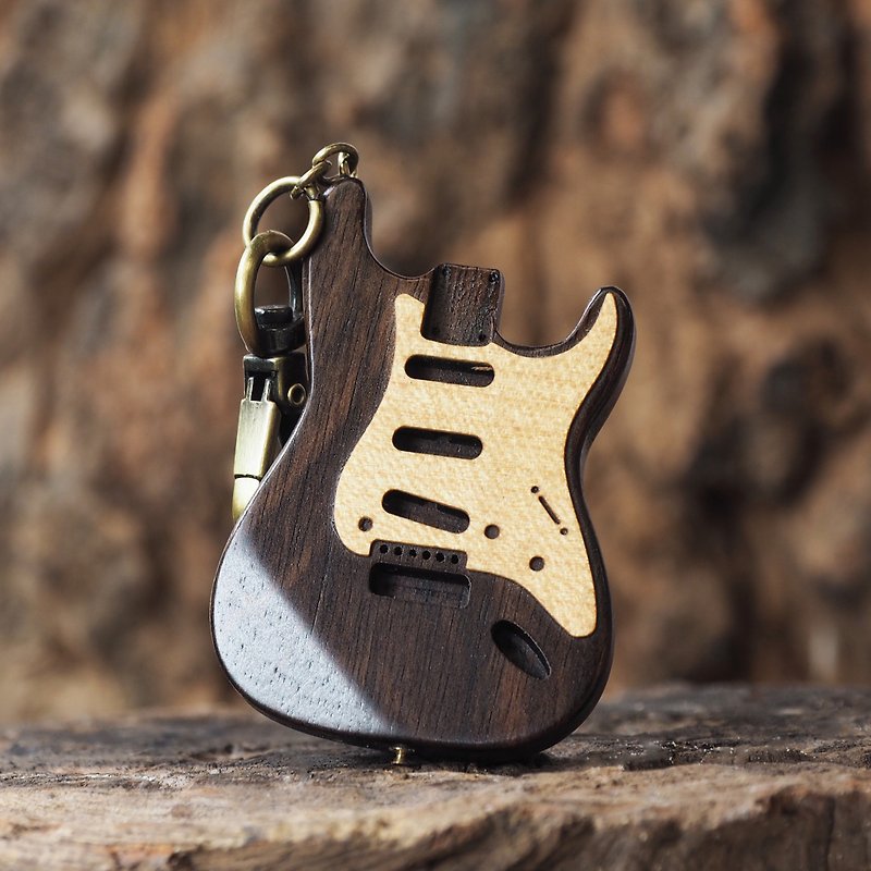 STRATOCASTER keychain - Charms - Wood Black