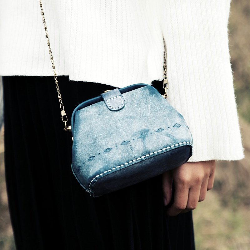 Doctor Bag-Women's Cowhide Leather Handbag Handmade Shoulder Bag Mini - Wallets - Genuine Leather Blue