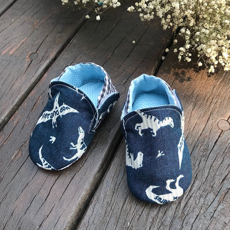 Dinosaur toddler shoes - รองเท้าเด็ก - ผ้าฝ้าย/ผ้าลินิน หลากหลายสี