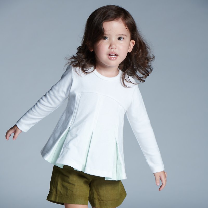 Elegant box folding long sleeve shirt (white) - เสื้อยืด - ผ้าฝ้าย/ผ้าลินิน ขาว