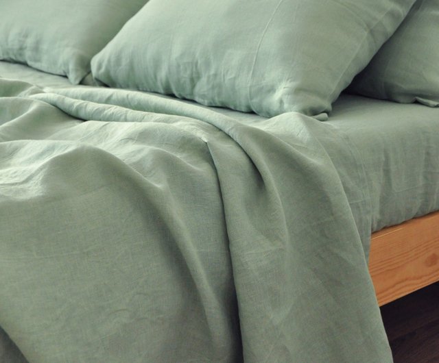 セージ グリーンのリネンシーツ セット / フラット + ボックス シーツ