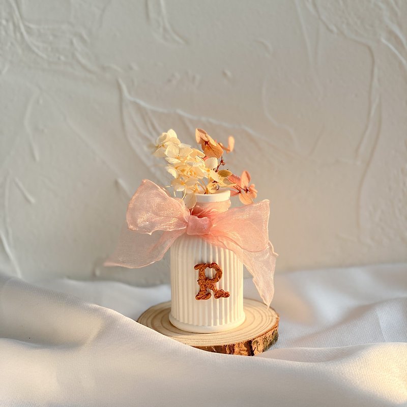[Customized gift] Small vase shaped fragrance diffuser Stone| Home fragrance sister gift wedding gift - น้ำหอม - วัสดุอื่นๆ ขาว