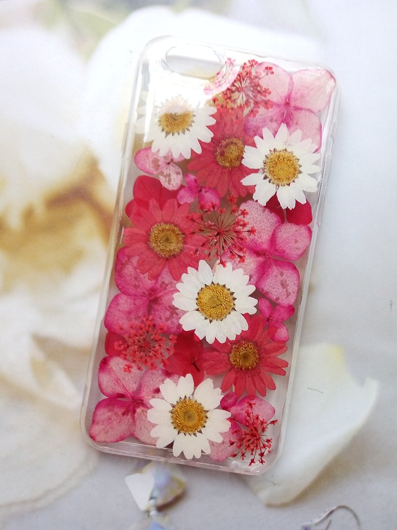 Pressed flowers phone case, iPhone6, iPhone 6S, Blooming (on sale) - เคส/ซองมือถือ - พลาสติก สีแดง