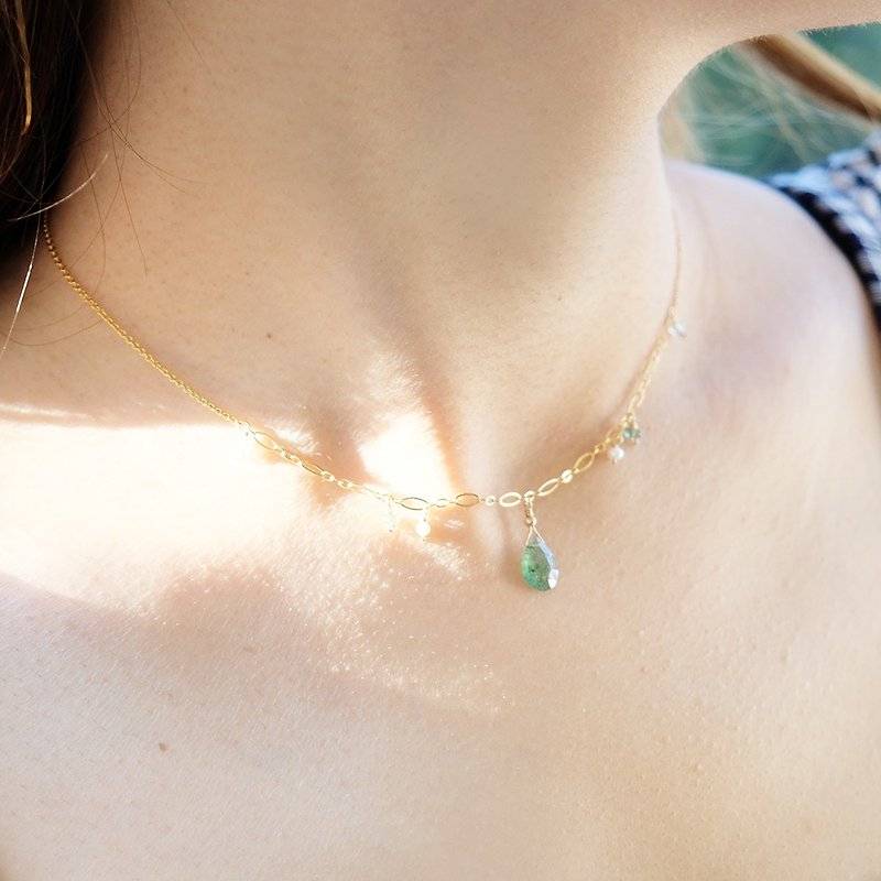 Midsummer Skirt-14K Gold and Green Strawberry Crystal Necklace - สร้อยคอ - เครื่องประดับพลอย สีเขียว