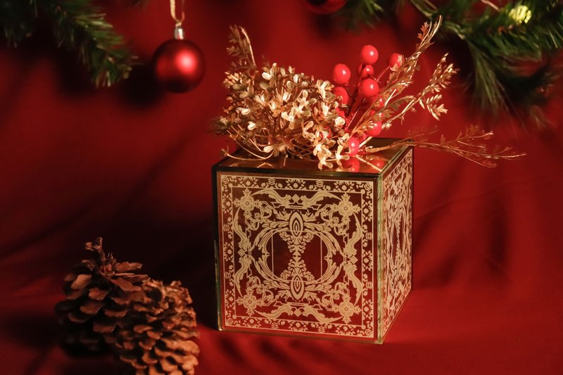 送禮首選【皇室蒔花-多功能方盒】派對│金色面紙盒 - 擺飾/家飾品 - 玻璃 金色