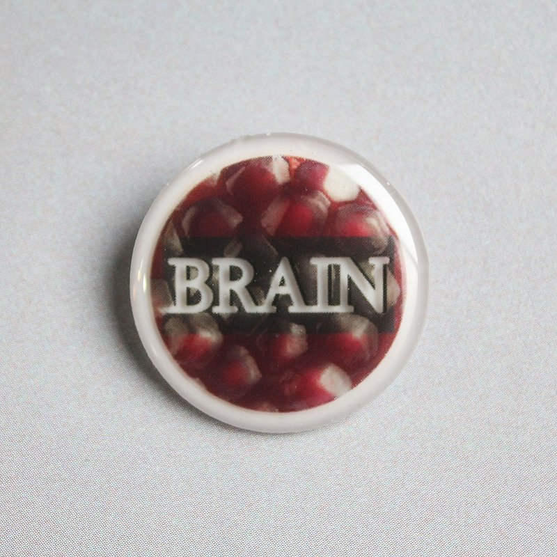 Resin Pin / objects / BRAIN - Brooches - Plastic Red