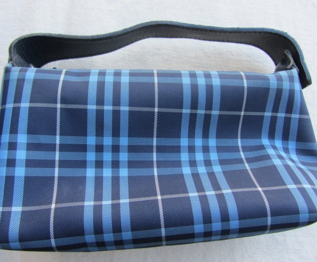 Online Burberry blue cosmetic bag