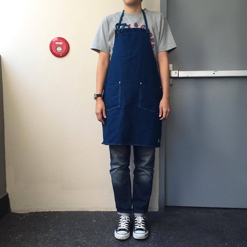 New Blue Washed Canvas Apron no.05 Silver rivets 2 pockets /garden/barista/ Handmade - 圍裙 - 棉．麻 藍色