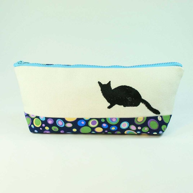 Embroidery pencil 02 cat posture - กระเป๋าเครื่องสำอาง - ผ้าฝ้าย/ผ้าลินิน สีน้ำเงิน