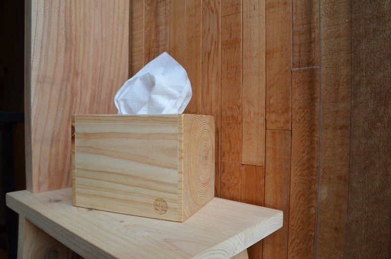 一郎木創 / 心持木面紙盒(小) - 居家收納/收納盒/收納用品 - 木頭 金色