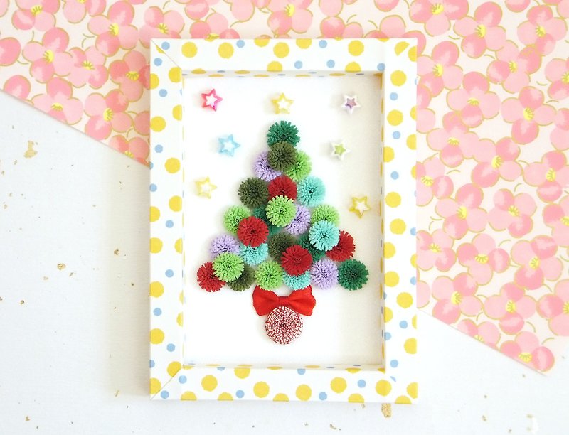 Handmade decorations-Christmas tree - ของวางตกแต่ง - กระดาษ หลากหลายสี