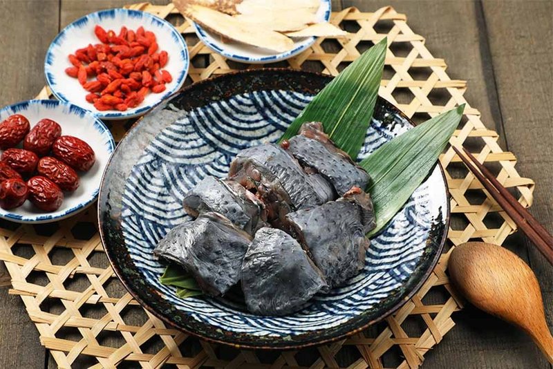極品烏骨帶骨雞腿(切塊) 200g - 其他 - 新鮮食材 黑色