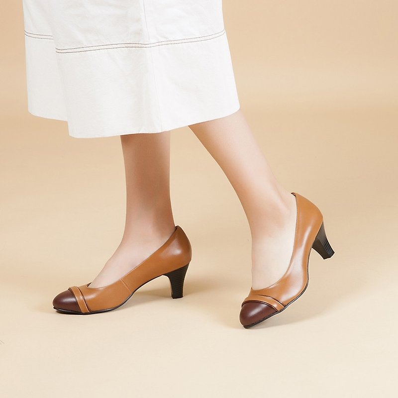 Zero size-[French Waltz] Elegant color-blocking leather mid-heel shoes-Mocha Toffee (23) - รองเท้าส้นสูง - หนังแท้ สีกากี